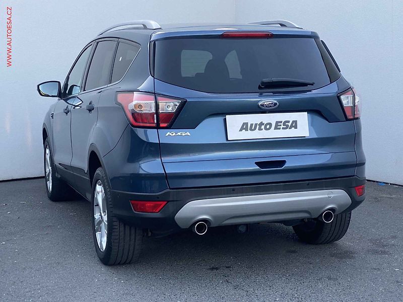 Ford Kuga (2019) 1.5 EB, Titanium, +kola - fotka 6 z 19