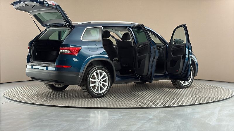 Škoda Kodiaq 2.0 TDI DSG 4x4 Style - fotka 6 z 29