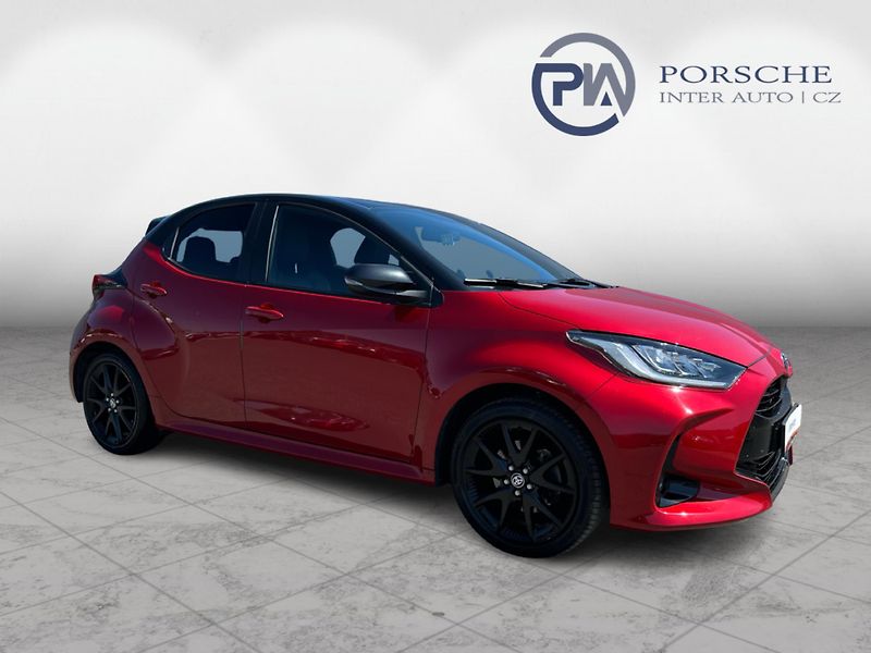 Toyota Yaris 1.5 GR Sport Selection Style - fotka 8 z 26
