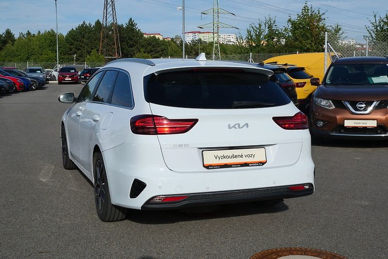 Kia Ceed - fotka 4 z 6
