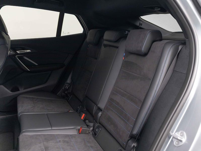 BMW X2 M35i xDrive - fotka 22 z 22
