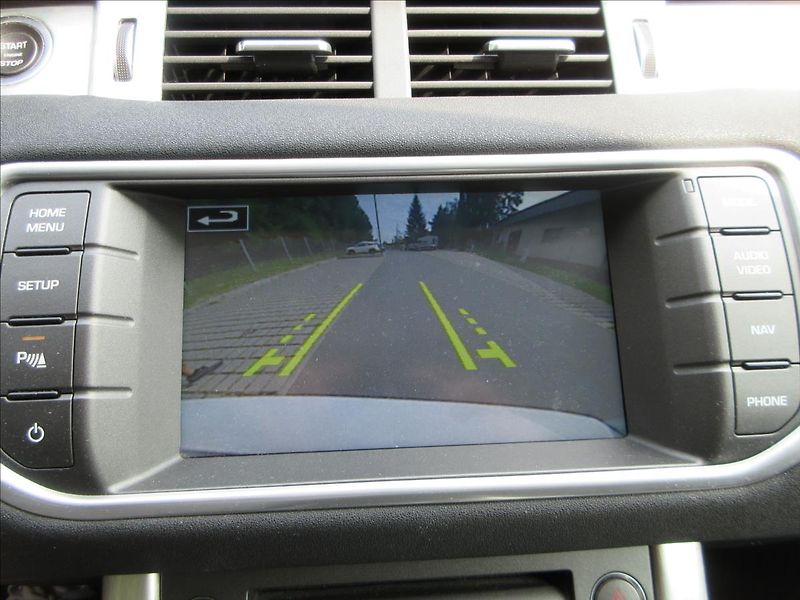 Land Rover Range Rover Evoque 2,2 TD4, 4x4, AT, Panorama, Ků - fotka 20 z 31