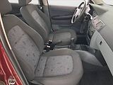 Škoda Fabia (2003) 1.2 12V, po STK, oblíbený vůz - náhled 9