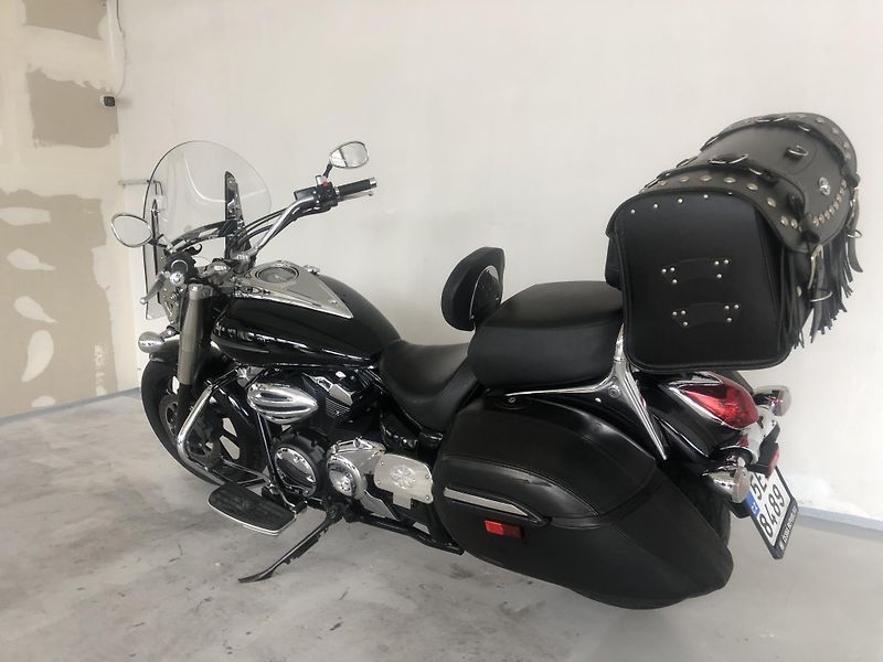 Yamaha XVS 950 A Midnight Star - fotka 6 z 19
