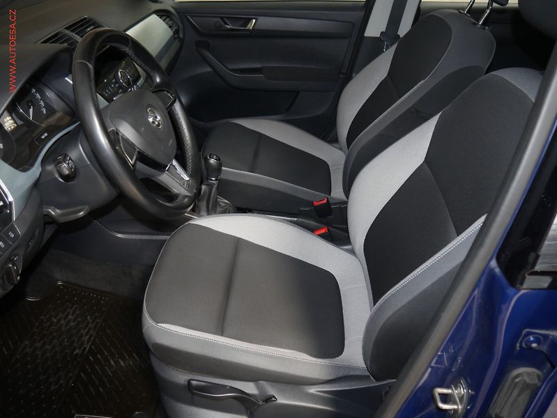 Škoda Fabia (2015) 1.2 TSi, ČR, AC, temp - fotka 9 z 16