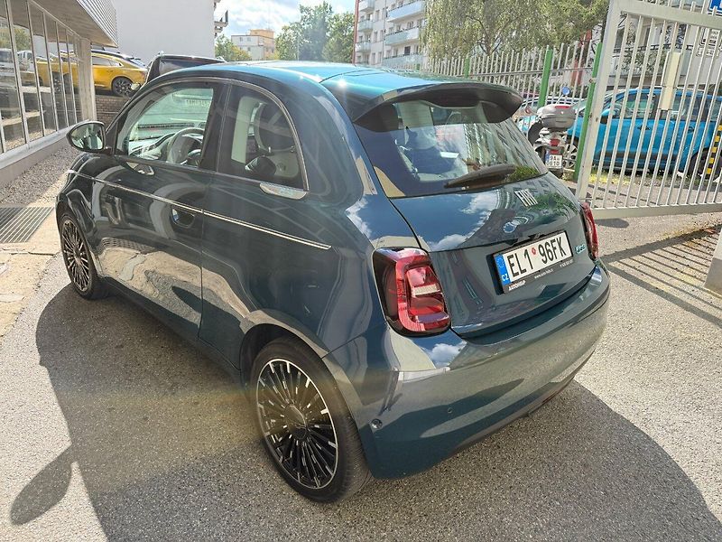 Fiat 500e (2022) La Prima by Bocelli 118 HP - fotka 5 z 27