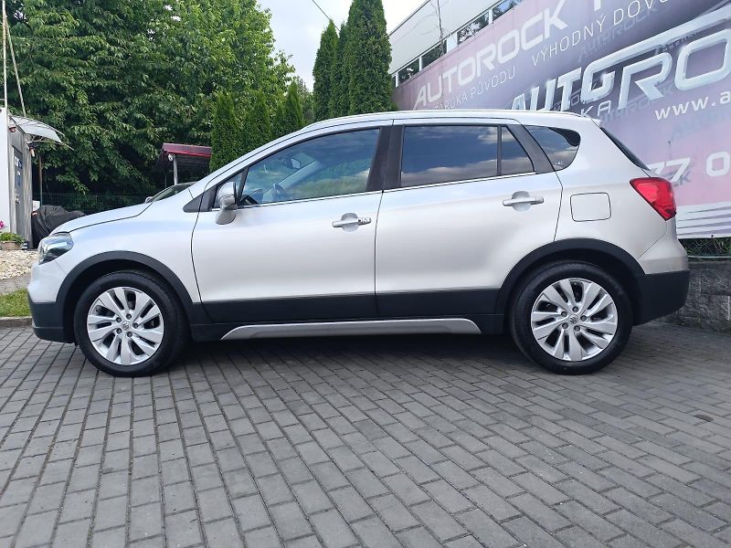 Suzuki SX4 S-Cross 1.4/103kW, COMFORT - fotka 3 z 37