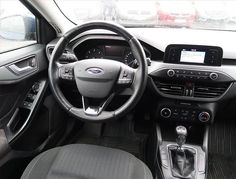 Ford Focus (2018) 1.5 EcoBlue, Serv.kniha - fotka 7 z 15