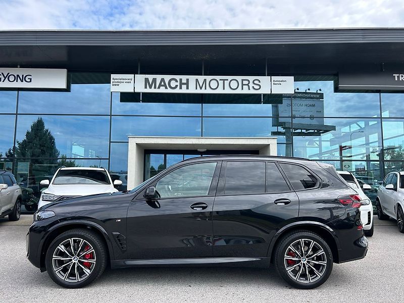 BMW X5 (2025) xDrive 30d El. tažné Msport - fotka 10 z 19