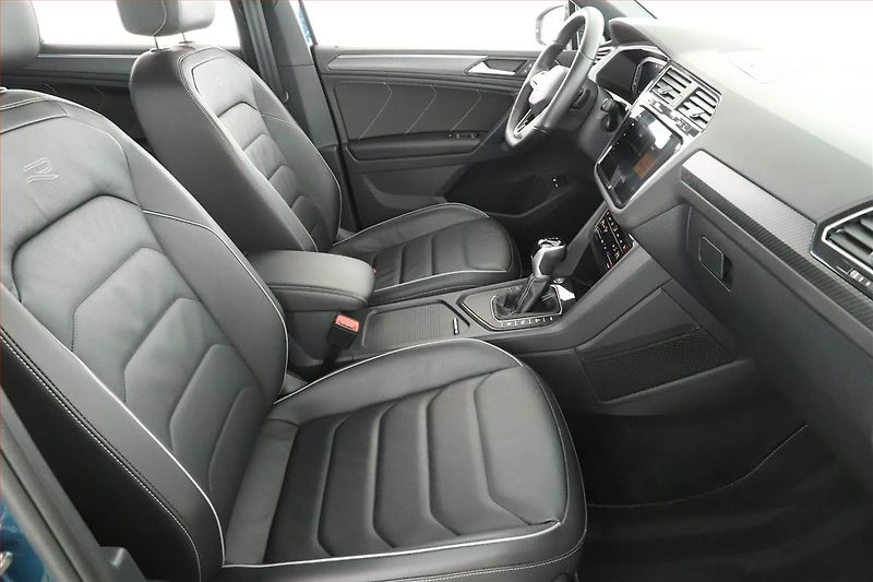 Volkswagen Tiguan (2023) R-Line 1.4 TSI eHybrid - fotka 7 z 21