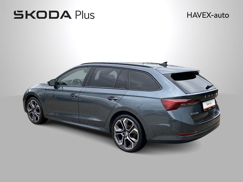 Škoda Octavia (2021) Combi 1.4 TSI iV DSG Style - fotka 35 z 36