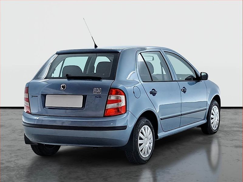 Škoda Fabia (2007) 1.2 12V, po STK, jezdí skvěle - fotka 5 z 13