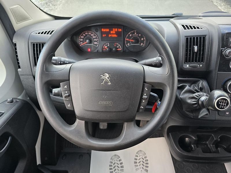 Peugeot Boxer L1H1 2,2HDI 88kW - DPH - fotka 13 z 21