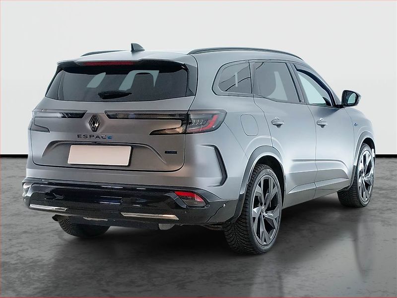 Renault Espace (2024) esprit Alpine E-Tech FHEV 200 - fotka 5 z 28