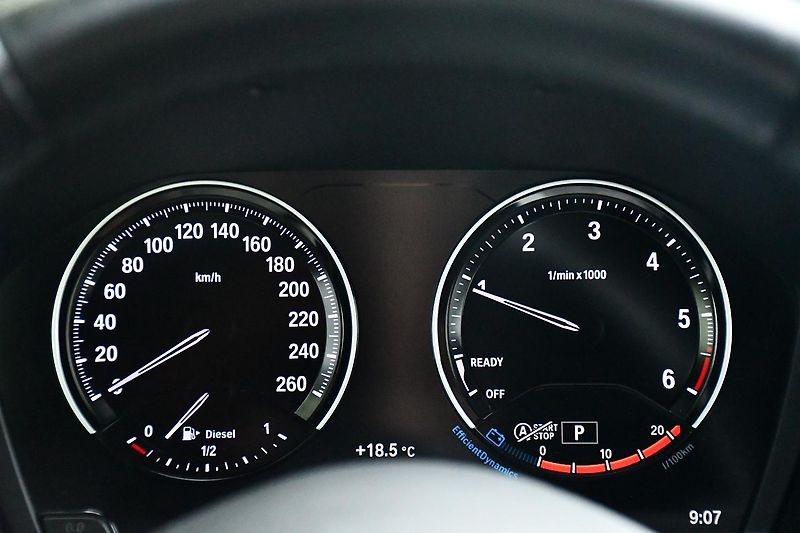 BMW Řada 2 216D GRAN TOURER 7MÍST 1.M ČR - fotka 23 z 38