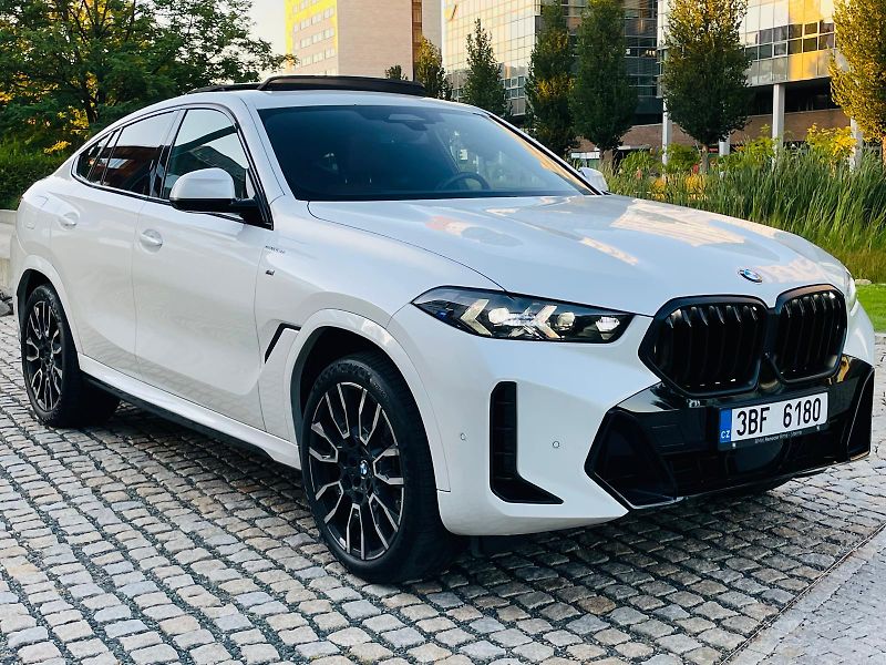 BMW X6 40D MSPORT 4x4 SERVISKA TAŽNÉ - fotka 8 z 58