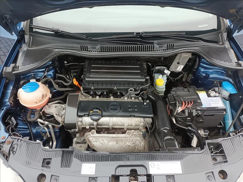 Seat Ibiza 1,4 16V,63KW,SERVISKA,SERVIS, - fotka 27 z 34