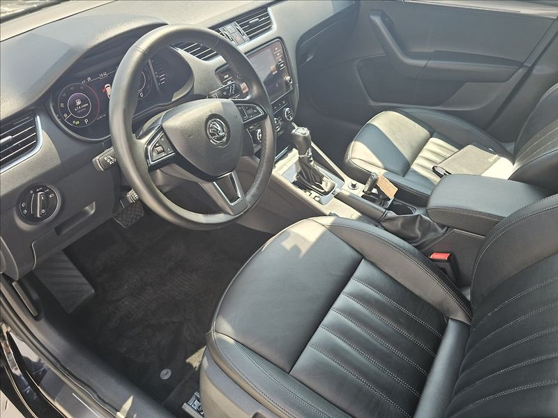 Škoda Octavia III 2,0TDi 110KW STYLE + - fotka 11 z 46