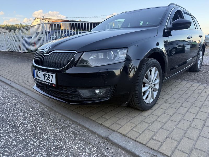 Škoda Octavia (2017) 1.6tdi - fotka 12 z 52