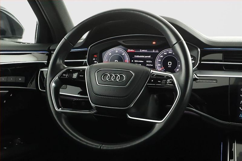 Audi A8 (2019) 50 TDI - fotka 16 z 19
