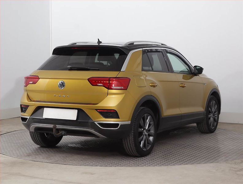 Volkswagen T-Roc (2019) Style 1.0 TSI, Navi, Tempomat - fotka 5 z 17