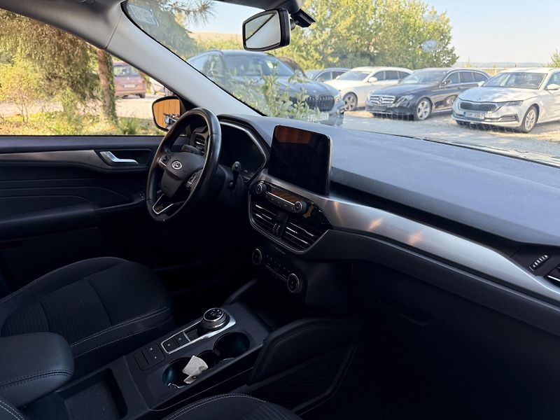Ford Kuga (2023) 2.5 HYBRID, - fotka 3 z 22