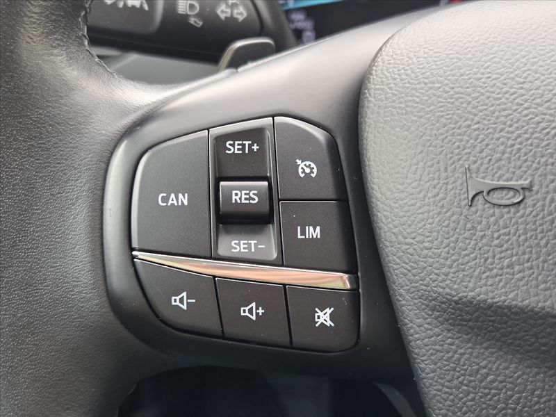 Ford Focus 1,5 EcoBoost 110kW AT Titanium - fotka 13 z 22