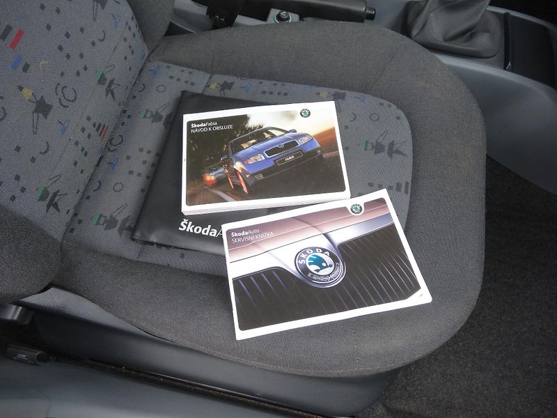 Škoda Fabia Kom.1.2i 12V Taž.zař.+zim.kola - fotka 18 z 19