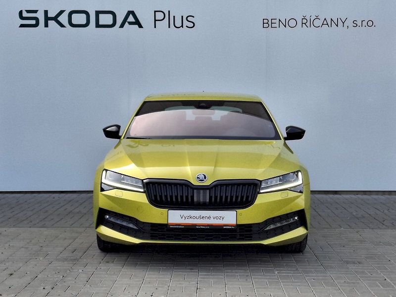 Škoda Superb (2022) Sportline DSG 4x4  2,0TDi 147k - fotka 4 z 35
