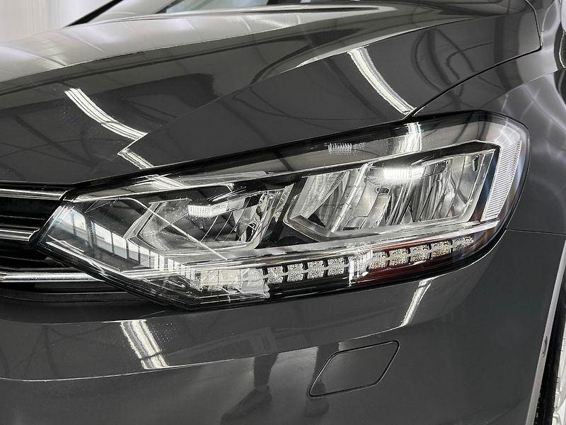 Volkswagen Touran 2.0TDI DSG COMFORTLINE, WEBAST - fotka 8 z 26