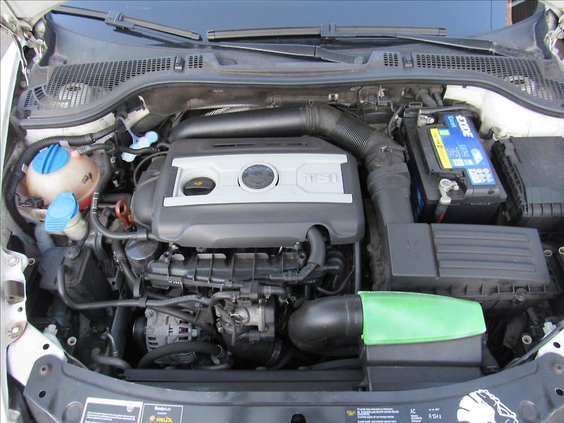 Škoda Octavia 2,0 TSI RS 147kW Combi - fotka 26 z 26