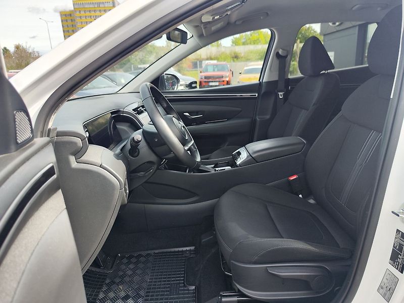 Hyundai Tucson 1.6 T-GDI/110kW Smart Navi DCT - fotka 14 z 33