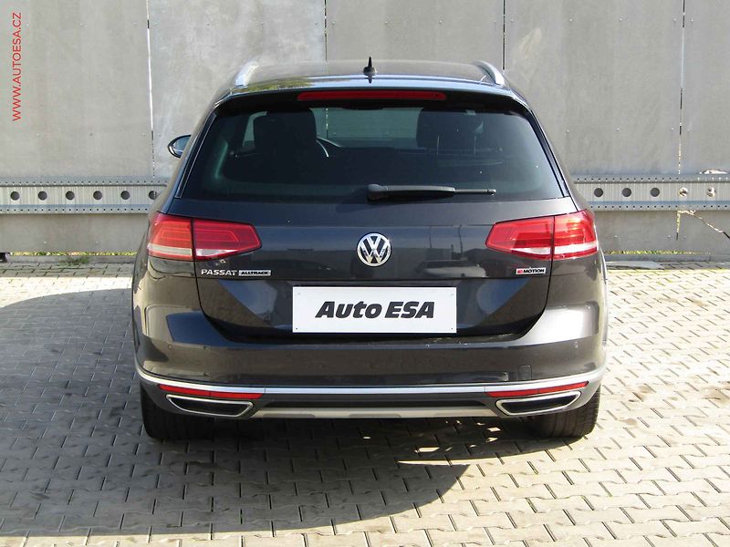 Volkswagen Passat (2018) 2.0 TDi 4x4, DSG, Navi, ACC - fotka 5 z 19
