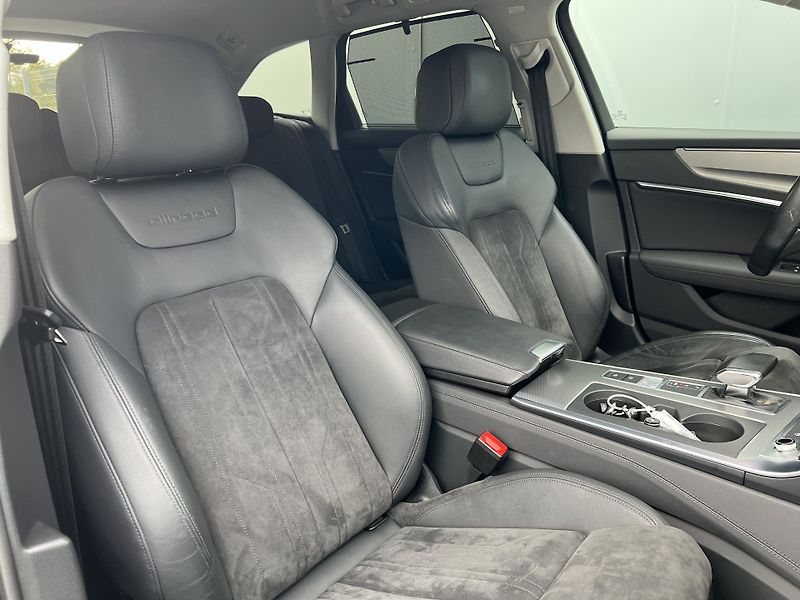 Audi A6 Allroad 3,0TDi 210kW QUATTRO - fotka 31 z 37