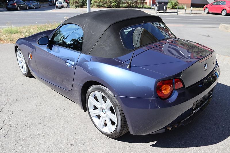 BMW Z4 BMW Z4 Roadster 2.5i (141 kW)  - fotka 15 z 48