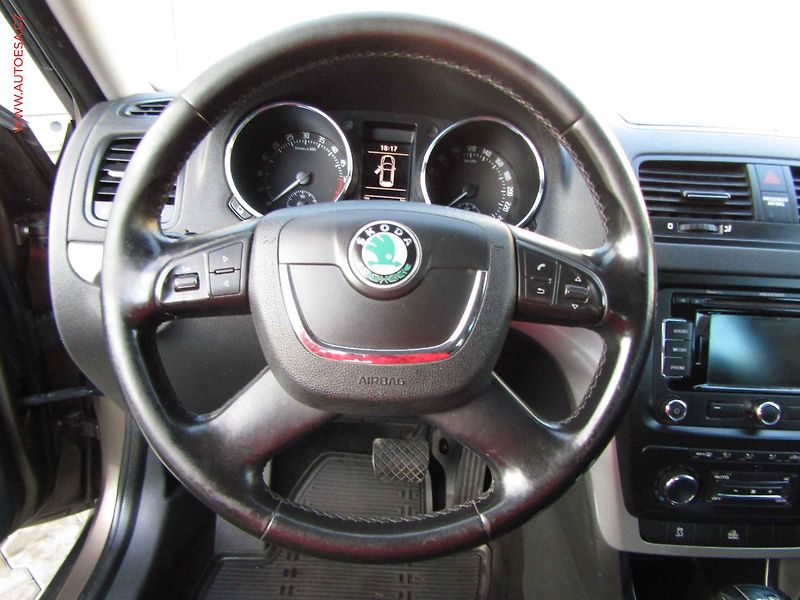 Škoda Yeti (2011) 2.0 TDi 4x4, Experience, DSG - fotka 18 z 20