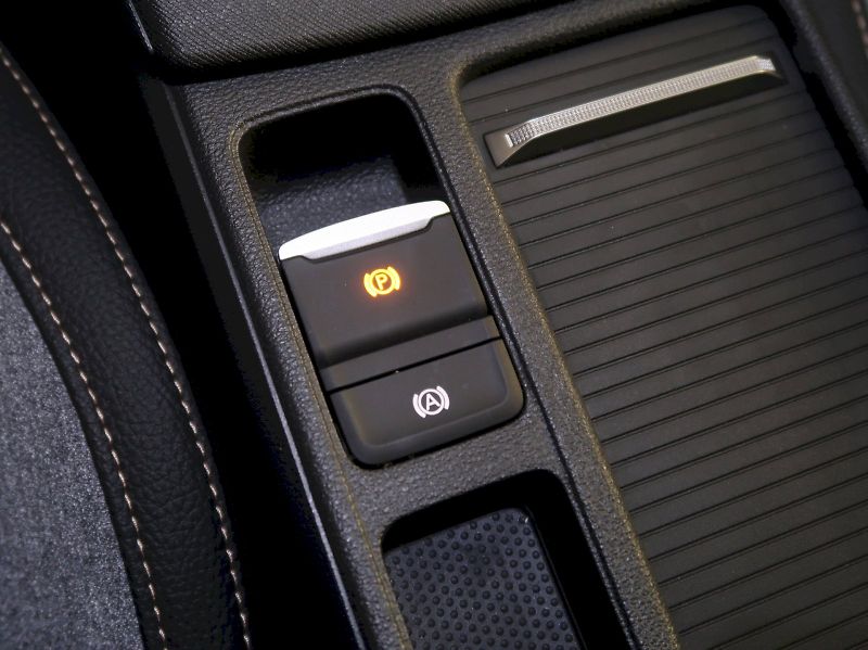 Škoda Octavia (2025) TOP SELECTION 1.5TSI M-HEV 110 - fotka 31 z 38
