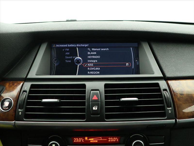 BMW X5 3,0 D 180KW PANORAMA TAŽNÉ - fotka 21 z 29