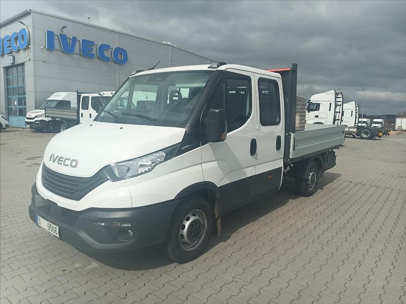Iveco Daily 2,3   35S16A8D 7 míst - fotografie inzerátu