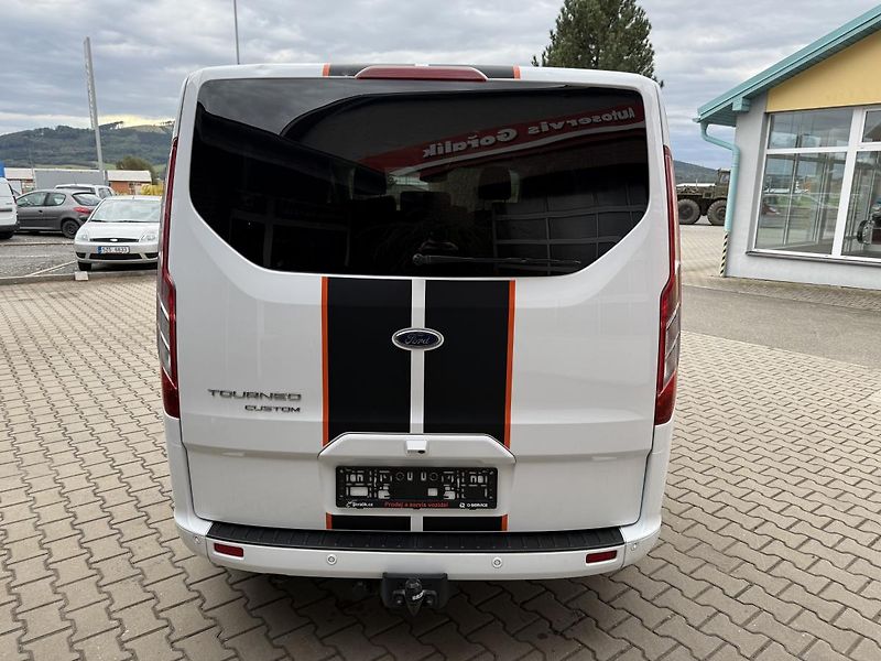 Ford Tourneo Custom (2018) SPORT - 2,0TDCi - 125kw - fotka 7 z 69