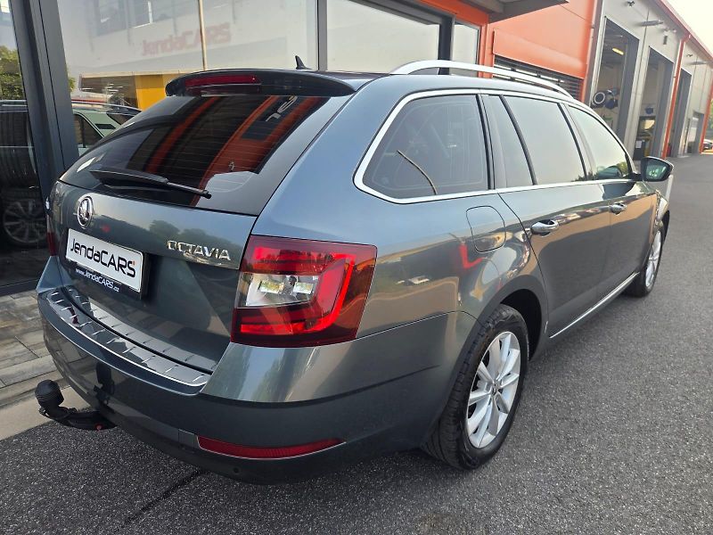 Škoda Octavia (2018) 1.0 TSI DSG - fotka 2 z 9