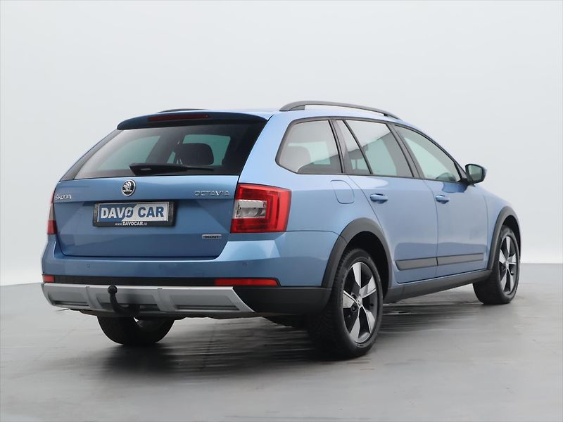 Škoda Octavia 2,0 TDI 135kW DSG 4x4 Scout - fotka 6 z 28