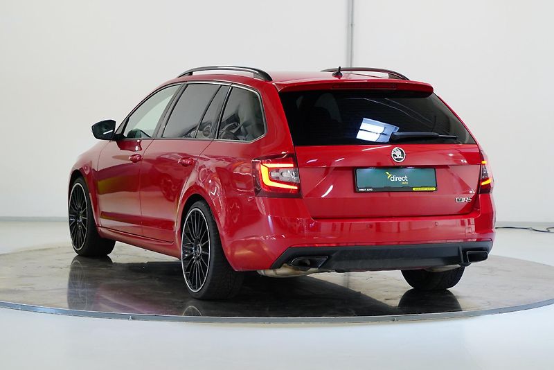 Škoda Octavia - fotka 7 z 28