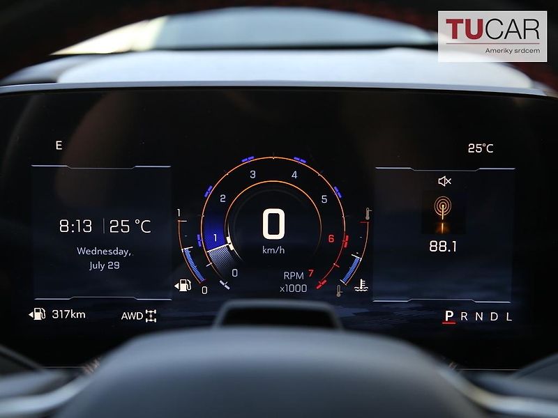 Chevrolet Traverse (2026) RS 2.5 Turbo - fotka 17 z 50