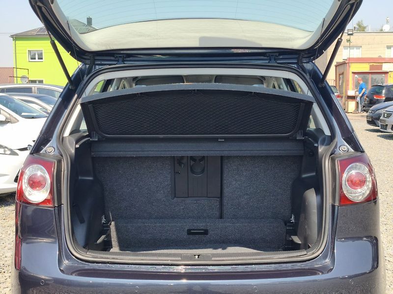 Volkswagen Golf Plus (2010) - fotka 15 z 32