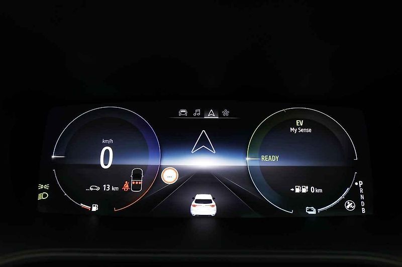 Už jen automat se bude nacházet v interiéru vozu Renault Mégane RS