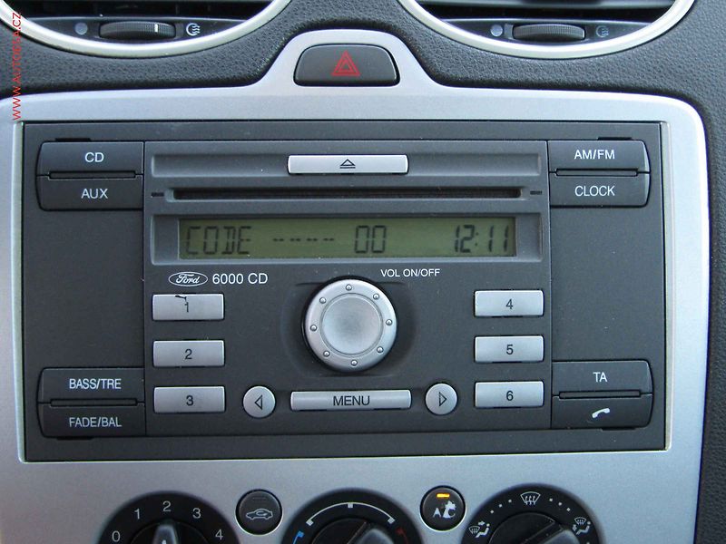 Ford Focus (2007) 1.6i, AC - fotka 14 z 14