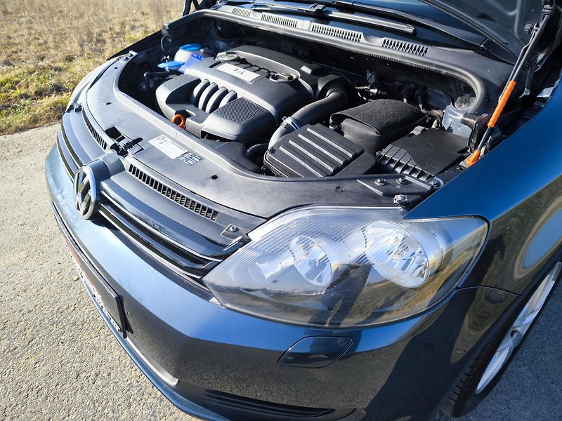 Volkswagen Golf Plus VI 1,6MPI 75kW SERVISKA 1MAJ. - fotka 51 z 55