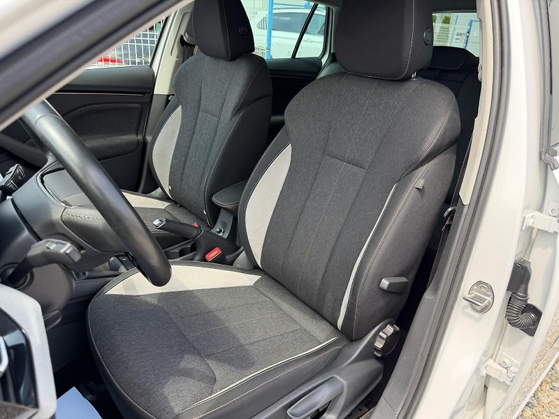 Škoda Scala 1,0 TSi/85kW Selection - fotka 12 z 75