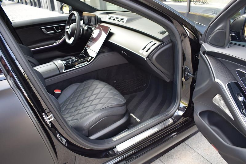 Mercedes-Benz Třídy S (2023) S400d AMG L 4M/360/Masáže/HUD/ - fotka 42 z 56